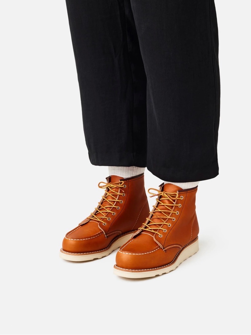 Red wing classic moc